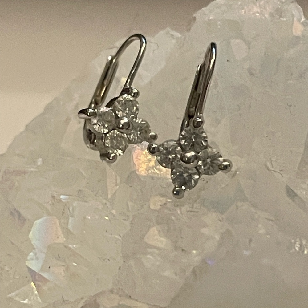 14K white gold diamond flower earrings